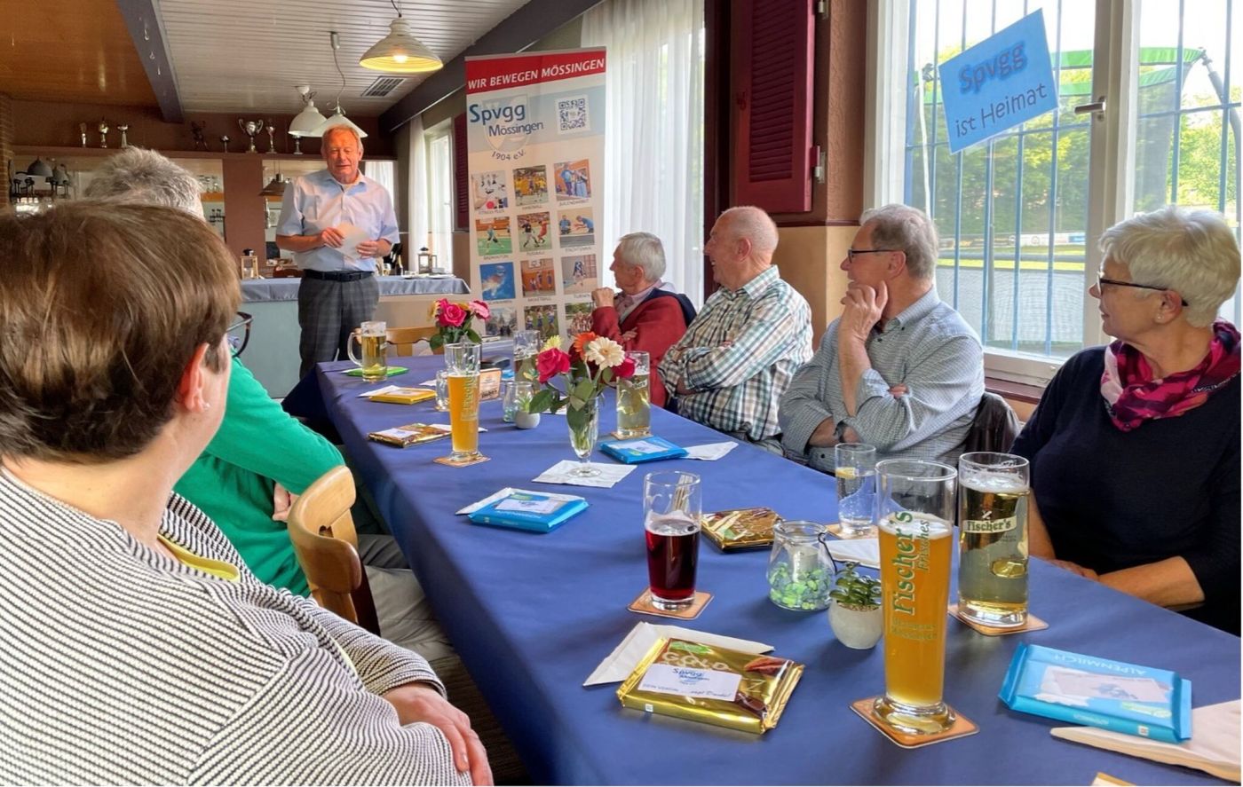 images/Ehrung.jpg#joomlaImage://local-images/Ehrung.jpg?width=2048&height=1298